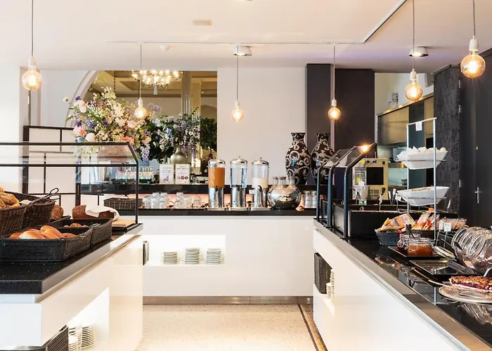 ホテル パークホテル フォルケンブルグ ファルケンブルフ