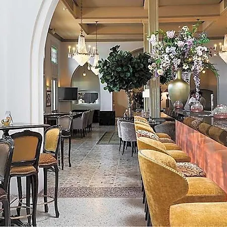 Parkhotel Valkenburg 4*
