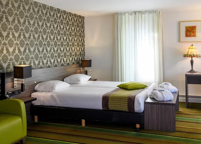 瓦尔肯堡公园酒店 酒店 法尔肯堡