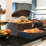 호텔 Parkhotel Valkenburg 4*